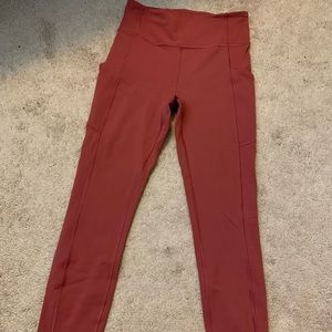 Wonder Under High Rise Tight Size 6 28”